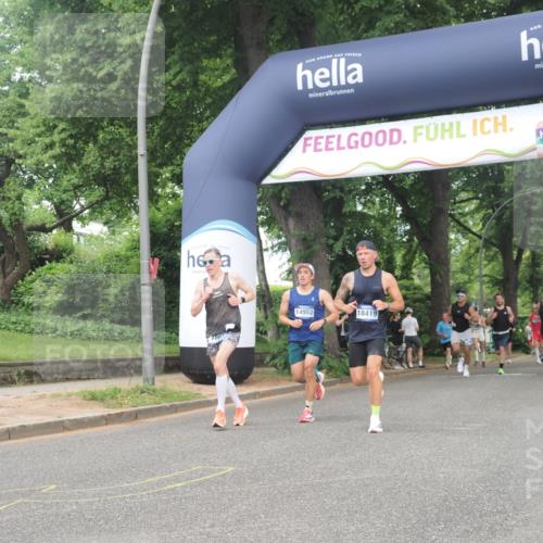 29.06.2025 - hella hamburg halbmarathon KatJ http://msf.ph/oto/8373850 29.06.2025 10:24:05 Zwischen KM18-KM19 7867 meine-sportfotos.de