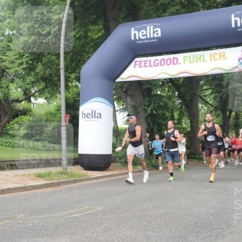 29.06.2025 - hella hamburg halbmarathon KatJ http://msf.ph/oto/8373980 29.06.2025 10:24:07 Zwischen KM18-KM19 7867 meine-sportfotos.de