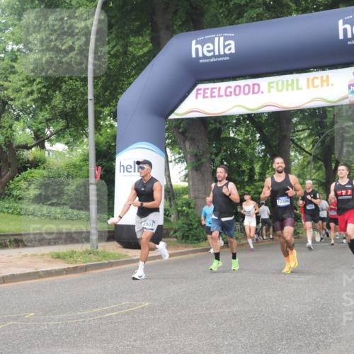 29.06.2025 - hella hamburg halbmarathon KatJ http://msf.ph/oto/8374013 29.06.2025 10:24:08 Zwischen KM18-KM19 7466, 7867 meine-sportfotos.de