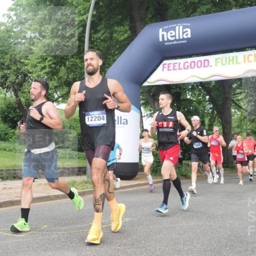 29.06.2025 - hella hamburg halbmarathon KatJ http://msf.ph/oto/8374160 29.06.2025 10:24:09 Zwischen KM18-KM19 1344, 7466, 7867 meine-sportfotos.de