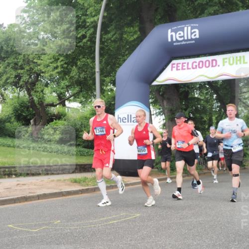 29.06.2025 - hella hamburg halbmarathon KatJ http://msf.ph/oto/8374362 29.06.2025 10:24:11 Zwischen KM18-KM19 1344, 4050, 4740, 7466, 7867 meine-sportfotos.de
