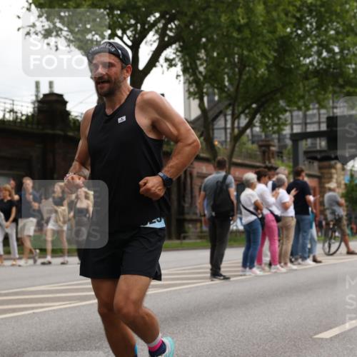 29.06.2025 - hella hamburg halbmarathon Yannick Fuchs http://msf.ph/oto/8374740 29.06.2025 10:53:59 20KM 1019, 1544, 2011, 2167, 2730, 3169, 3780, 4379, 5272, 6327, 6470, 7259, 7824, 8326, 8481, 8749, 9006, 9741, 10271, 10281, 10301, 11158, 11159, 11250, 12406, 12422, 12446, 13036, 13847, 13993, 14471, 14823, 15083, 15525, 15673, 15901, 15914, 16439, 16608, 17860, 18130, 18200, 18202, 18377, 18624, 19178 meine-sportfotos.de