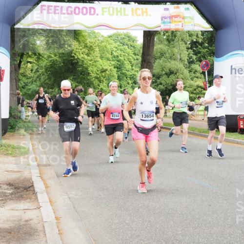 29.06.2025 - hella hamburg halbmarathon MichiJ http://msf.ph/oto/8374764 29.06.2025 10:45:14 Zwischen KM18-KM19 4319, 4379, 6531, 8744, 9553, 9555, 10212, 10518, 10587, 10896, 13654, 13694, 13761, 14928, 15083, 15229, 15824, 16206 meine-sportfotos.de