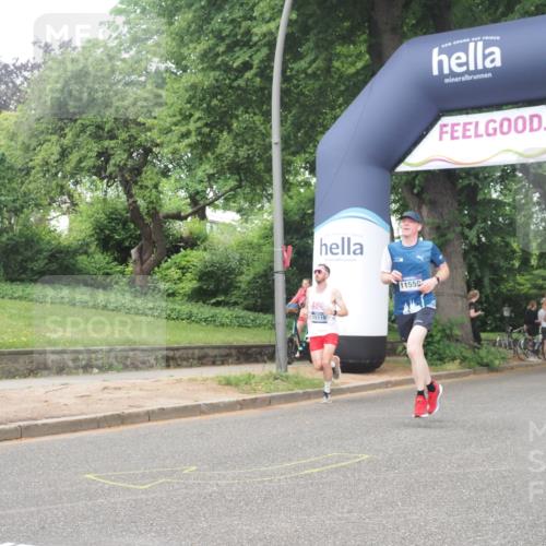 29.06.2025 - hella hamburg halbmarathon KatJ http://msf.ph/oto/8374888 29.06.2025 10:24:15 Zwischen KM18-KM19 1344, 4050, 4740, 7466 meine-sportfotos.de