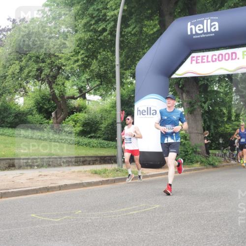 29.06.2025 - hella hamburg halbmarathon KatJ http://msf.ph/oto/8374902 29.06.2025 10:24:15 Zwischen KM18-KM19 1344, 4050, 4740, 7466 meine-sportfotos.de