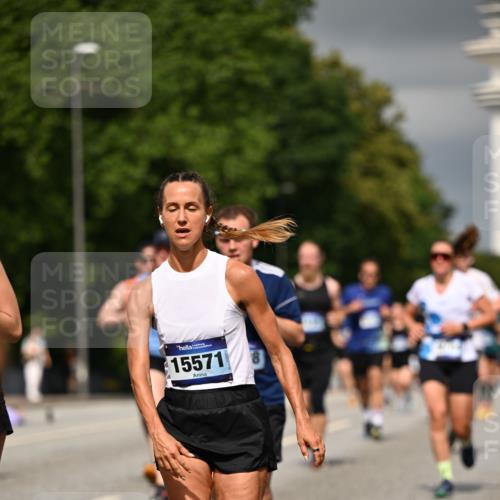 29.06.2025 - hella hamburg halbmarathon Dr. Thomas Lammeyer http://msf.ph/oto/8375109 29.06.2025 10:20:06 Kennedybrücke 1212, 1308, 1651, 2071, 2076, 2436, 2601, 2835, 3167, 4583, 4828, 5046, 5423, 7897, 8057, 8169, 8274, 8554, 8746, 9307, 9601, 9784, 9802, 9881, 10107, 10183, 10292, 10844, 11113, 11303 meine-sportfotos.de