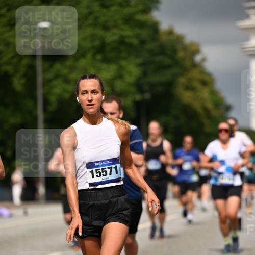 29.06.2025 - hella hamburg halbmarathon Dr. Thomas Lammeyer http://msf.ph/oto/8375119 29.06.2025 10:20:06 Kennedybrücke 1212, 1308, 1651, 2071, 2076, 2436, 2601, 2835, 3167, 4583, 4828, 5046, 5423, 7897, 8057, 8169, 8274, 8554, 8746, 9307, 9601, 9784, 9802, 9881, 10107, 10183, 10292, 10844, 11113, 11303 meine-sportfotos.de