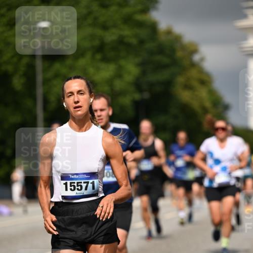 29.06.2025 - hella hamburg halbmarathon Dr. Thomas Lammeyer http://msf.ph/oto/8375138 29.06.2025 10:20:06 Kennedybrücke 1212, 1308, 1651, 2071, 2076, 2436, 2601, 2835, 3167, 4583, 4828, 5046, 5423, 7897, 8057, 8169, 8274, 8554, 8746, 9307, 9601, 9784, 9802, 9881, 10107, 10183, 10292, 10844, 11113, 11303 meine-sportfotos.de
