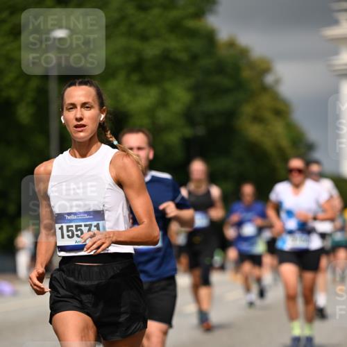 29.06.2025 - hella hamburg halbmarathon Dr. Thomas Lammeyer http://msf.ph/oto/8375146 29.06.2025 10:20:07 Kennedybrücke 1212, 1308, 1651, 2071, 2076, 2436, 2601, 2835, 3167, 4583, 4828, 5046, 8057, 8169, 8274, 8554, 8746, 9307, 9601, 9784, 9802, 9881, 10107, 10139, 10141, 10183, 10292, 10844, 11113, 11303 meine-sportfotos.de