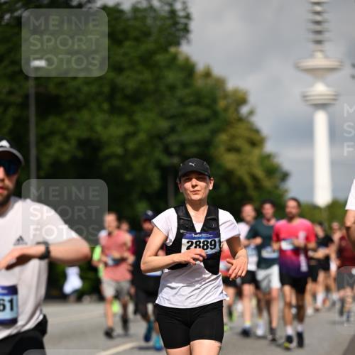 29.06.2025 - hella hamburg halbmarathon Dr. Thomas Lammeyer http://msf.ph/oto/8375176 29.06.2025 09:58:18 Kennedybrücke 1119, 1342, 1399, 1750, 1817, 1942, 2020, 2222, 2367, 2442, 2470, 2561, 2670, 2816, 2889, 3562, 4017, 4029, 4816, 5020, 5447, 5706, 5884, 6290, 6819, 6978, 6991, 7087, 7274, 7297, 7335, 7709, 8142, 8374, 8482, 8576, 8698, 8916, 8981, 9038, 9051, 9463, 9710, 9924, 10057, 10529, 11125, 11422 meine-sportfotos.de