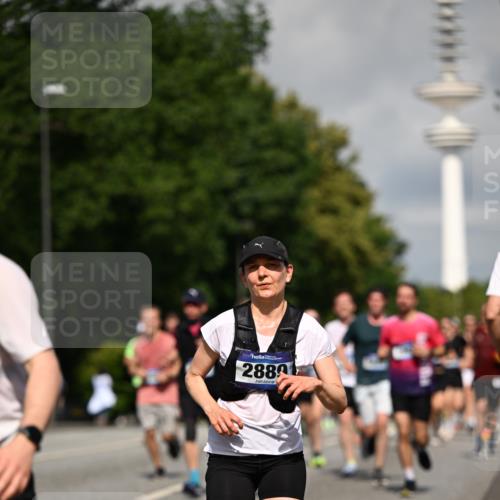 29.06.2025 - hella hamburg halbmarathon Dr. Thomas Lammeyer http://msf.ph/oto/8375182 29.06.2025 09:58:18 Kennedybrücke 1119, 1342, 1399, 1750, 1817, 1942, 2020, 2222, 2367, 2442, 2470, 2561, 2670, 2816, 2889, 3562, 4017, 4029, 4816, 5020, 5447, 5706, 5884, 6290, 6819, 6978, 6991, 7087, 7274, 7297, 7335, 7709, 8142, 8374, 8482, 8576, 8698, 8916, 8981, 9038, 9051, 9463, 9710, 9924, 10057, 10529, 11125, 11422 meine-sportfotos.de