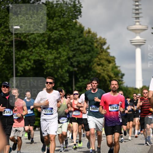 29.06.2025 - hella hamburg halbmarathon Dr. Thomas Lammeyer http://msf.ph/oto/8375251 29.06.2025 09:58:20 Kennedybrücke 1119, 1342, 1399, 1750, 1817, 1942, 2020, 2222, 2367, 2442, 2470, 2561, 2670, 2816, 2889, 2955, 3562, 4017, 4029, 4816, 5020, 5447, 5706, 5884, 6290, 6819, 6978, 6991, 7087, 7274, 7297, 7335, 7709, 7908, 8142, 8374, 8482, 8576, 8698, 8916, 8981, 9038, 9051, 9463, 9710, 9924, 10057, 10529, 11125, 11422 meine-sportfotos.de