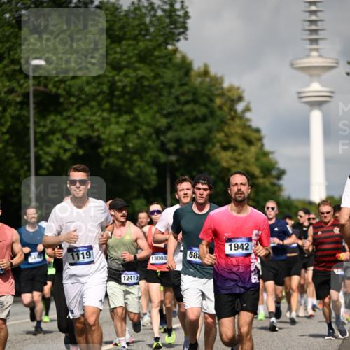 29.06.2025 - hella hamburg halbmarathon Dr. Thomas Lammeyer http://msf.ph/oto/8375286 29.06.2025 09:58:20 Kennedybrücke 1119, 1342, 1399, 1750, 1817, 1942, 2020, 2222, 2367, 2442, 2470, 2561, 2670, 2816, 2889, 2955, 3562, 4017, 4029, 4816, 5020, 5447, 5706, 5884, 6290, 6819, 6978, 6991, 7087, 7274, 7297, 7335, 7709, 7908, 8142, 8374, 8482, 8576, 8698, 8916, 8981, 9038, 9051, 9463, 9710, 9924, 10057, 10529, 11125, 11422 meine-sportfotos.de