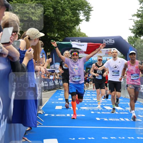 29.06.2025 - hella hamburg halbmarathon Strokosch-Dieckow http://msf.ph/oto/8375297 29.06.2025 10:48:29 Ziel 1163, 1176, 2213, 3747, 5362, 5421, 5528, 6081, 6923, 8216, 9262, 10000, 10860, 11451, 11579, 12149, 12549, 12690, 12840, 13962, 14033, 14990, 15573, 15808, 15917, 17395, 17855, 18251, 18790, 18815, 18923 meine-sportfotos.de