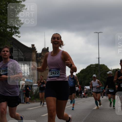 29.06.2025 - hella hamburg halbmarathon Yannick Fuchs http://msf.ph/oto/8375341 29.06.2025 10:54:09 20KM 1019, 1544, 2011, 2091, 2167, 2730, 3169, 3780, 4013, 5272, 6470, 7259, 8509, 8749, 9006, 9434, 10271, 10281, 10301, 12422, 12446, 13847, 13993, 14224, 14577, 14823, 15344, 15673, 15901, 16439, 16608, 17825, 18130, 18200, 18202, 18254, 18624, 18701, 19159 meine-sportfotos.de