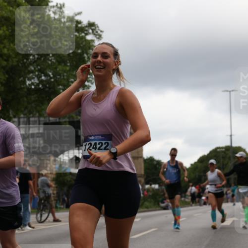 29.06.2025 - hella hamburg halbmarathon Yannick Fuchs http://msf.ph/oto/8375404 29.06.2025 10:54:09 20KM 1019, 1544, 2011, 2091, 2167, 2730, 3169, 3780, 4013, 5272, 6470, 7259, 8509, 8749, 9006, 9434, 10271, 10281, 10301, 12422, 12446, 13847, 13993, 14224, 14577, 14823, 15344, 15673, 15901, 16439, 16608, 17825, 18130, 18200, 18202, 18254, 18624, 18701, 19159 meine-sportfotos.de