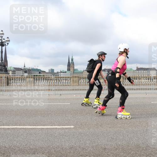 29.06.2025 - hella hamburg halbmarathon Lena Gebhardt http://msf.ph/oto/8375443 29.06.2025 09:13:05 Lombardsbrücke 506 meine-sportfotos.de