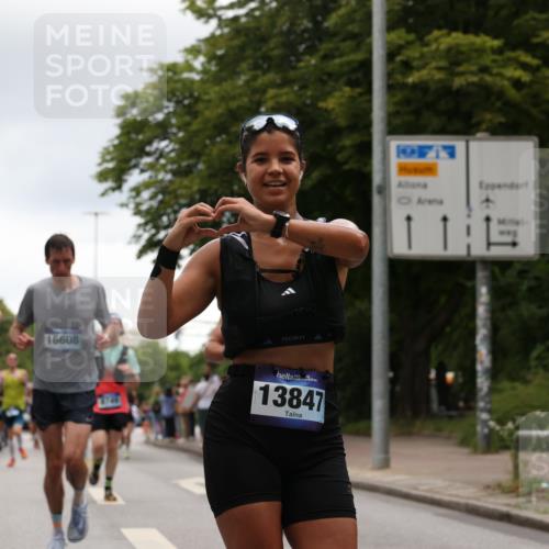 29.06.2025 - hella hamburg halbmarathon Yannick Fuchs http://msf.ph/oto/8375490 29.06.2025 10:54:11 20KM 1019, 1544, 2011, 2091, 2167, 2730, 3169, 3780, 4013, 5272, 7259, 8003, 8509, 8749, 9006, 9434, 10271, 10281, 10301, 11041, 11366, 12422, 12446, 13847, 13993, 14224, 14577, 14823, 15344, 15673, 15901, 16439, 16608, 17825, 18130, 18200, 18202, 18254, 18624, 18701, 19159 meine-sportfotos.de