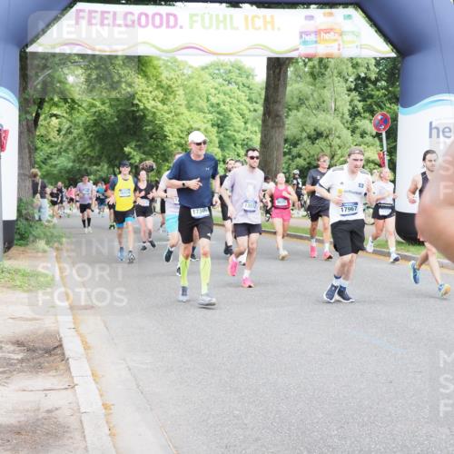 29.06.2025 - hella hamburg halbmarathon MichiJ http://msf.ph/oto/8375754 29.06.2025 10:45:22 Zwischen KM18-KM19 1319, 4708, 4767, 5084, 6138, 6147, 7189, 8744, 9555, 10518, 11846, 12779, 12879, 13407, 13512, 13761, 14928, 15083, 15217, 15434, 16189, 16409, 16608, 17346, 17967 meine-sportfotos.de