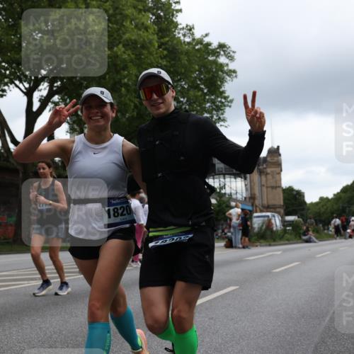 29.06.2025 - hella hamburg halbmarathon Yannick Fuchs http://msf.ph/oto/8375773 29.06.2025 10:54:13 20KM 1019, 1544, 1681, 2011, 2091, 2167, 2730, 3780, 4013, 5272, 7259, 8003, 8509, 8749, 9006, 9434, 10271, 10281, 10301, 11041, 11366, 12422, 12446, 13847, 13993, 14224, 14577, 14823, 15344, 15673, 15901, 16439, 16608, 17825, 18130, 18200, 18202, 18254, 18624, 18701, 19159 meine-sportfotos.de