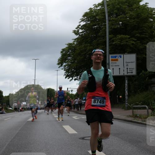 29.06.2025 - hella hamburg halbmarathon Yannick Fuchs http://msf.ph/oto/8375844 29.06.2025 10:54:14 20KM 1019, 1544, 1681, 2011, 2091, 2167, 2363, 2730, 3780, 4013, 5272, 7259, 8003, 8509, 8749, 9006, 9434, 10271, 10281, 10301, 11041, 11366, 12422, 12446, 13847, 13993, 14224, 14577, 14823, 15344, 15673, 15901, 16439, 16608, 17825, 18130, 18200, 18202, 18254, 18624, 18701, 19159 meine-sportfotos.de