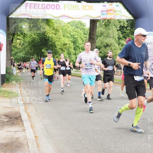 29.06.2025 - hella hamburg halbmarathon MichiJ http://msf.ph/oto/8376007 29.06.2025 10:45:24 Zwischen KM18-KM19 1319, 2159, 4767, 5084, 6138, 7189, 9655, 10268, 11605, 11846, 12734, 12779, 13407, 13512, 14673, 15217, 15434, 16189, 16409, 16563, 16608, 16924, 17346, 17967, 18327 meine-sportfotos.de