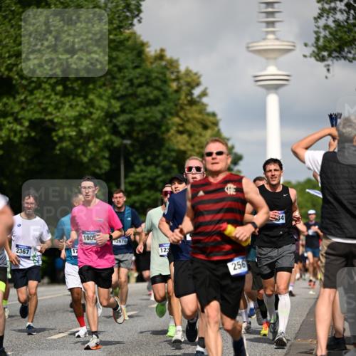 29.06.2025 - hella hamburg halbmarathon Dr. Thomas Lammeyer http://msf.ph/oto/8376013 29.06.2025 09:58:24 Kennedybrücke 1119, 1342, 1399, 1750, 1817, 1942, 2020, 2222, 2367, 2442, 2470, 2561, 2670, 2816, 2889, 2955, 3562, 4017, 4029, 4816, 5020, 5447, 5706, 5884, 6290, 6819, 6978, 6991, 7087, 7274, 7297, 7335, 7508, 7908, 8142, 8374, 8482, 8657, 8698, 8916, 8981, 9038, 9051, 9710, 9924, 9931, 10057, 11125, 11422 meine-sportfotos.de