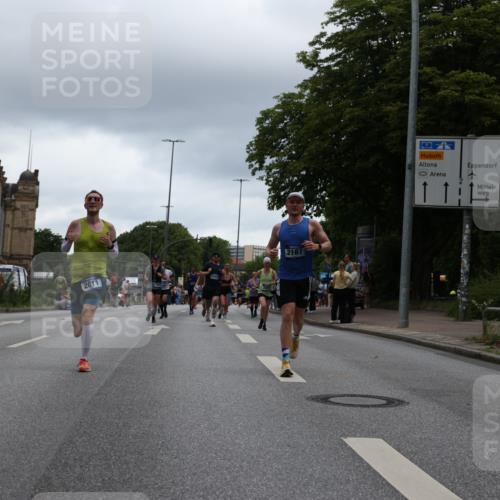 29.06.2025 - hella hamburg halbmarathon Yannick Fuchs http://msf.ph/oto/8376093 29.06.2025 10:54:15 20KM 1019, 1681, 2011, 2091, 2167, 2363, 2730, 3780, 4013, 5272, 7259, 8003, 8509, 8749, 9006, 9434, 10271, 10281, 10301, 11041, 11366, 12422, 12446, 13488, 13847, 13993, 14224, 14577, 14823, 15344, 15901, 16439, 16608, 17491, 17825, 18130, 18200, 18202, 18254, 18624, 18701, 19159 meine-sportfotos.de