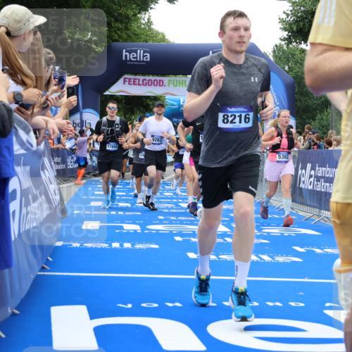 29.06.2025 - hella hamburg halbmarathon Strokosch-Dieckow http://msf.ph/oto/8376095 29.06.2025 10:48:23 Ziel 1537, 3747, 5129, 5362, 5528, 6081, 6923, 7367, 8216, 9262, 9770, 10860, 11451, 11467, 12149, 12549, 12690, 12840, 13962, 14033, 14990, 15735, 15808, 17395, 17745, 17855, 17982, 18251, 18790, 18923, 18963 meine-sportfotos.de
