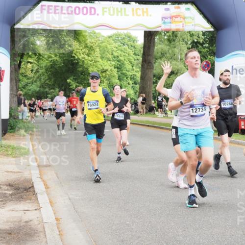 29.06.2025 - hella hamburg halbmarathon MichiJ http://msf.ph/oto/8376098 29.06.2025 10:45:25 Zwischen KM18-KM19 1319, 2159, 4767, 5084, 7189, 9655, 10268, 11605, 11846, 12734, 12779, 13512, 14673, 15217, 16409, 16563, 16608, 16924, 17346, 17967, 18327 meine-sportfotos.de