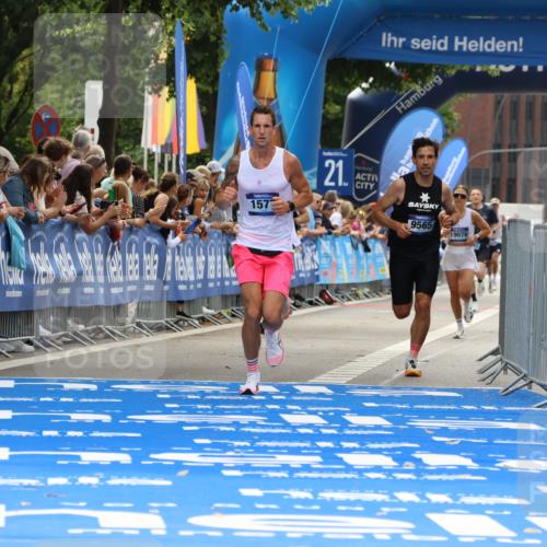 29.06.2025 - hella hamburg halbmarathon Strokosch-Dieckow http://msf.ph/oto/8376167 29.06.2025 10:26:31 Ziel 1577, 9565, 14728, 17040 meine-sportfotos.de