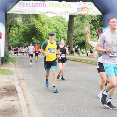 29.06.2025 - hella hamburg halbmarathon MichiJ http://msf.ph/oto/8376174 29.06.2025 10:45:25 Zwischen KM18-KM19 1319, 2159, 4767, 5084, 7189, 9655, 10268, 11605, 11846, 12734, 12779, 13512, 14673, 15217, 16409, 16563, 16608, 16924, 17346, 17967, 18327 meine-sportfotos.de