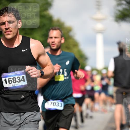 29.06.2025 - hella hamburg halbmarathon Dr. Thomas Lammeyer http://msf.ph/oto/8376693 29.06.2025 09:58:28 Kennedybrücke 1119, 1342, 1399, 1549, 1750, 1817, 1942, 2222, 2367, 2442, 2561, 2670, 2816, 2889, 2955, 3562, 4017, 4816, 5447, 5884, 6290, 6389, 6923, 6978, 6991, 7087, 7274, 7297, 7335, 7508, 7908, 8482, 8657, 8698, 8916, 8981, 9038, 9661, 9710, 9924, 9931, 10057, 11125, 11422 meine-sportfotos.de