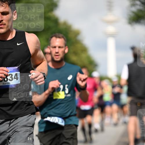 29.06.2025 - hella hamburg halbmarathon Dr. Thomas Lammeyer http://msf.ph/oto/8376728 29.06.2025 09:58:28 Kennedybrücke 1119, 1342, 1399, 1549, 1750, 1817, 1942, 2222, 2367, 2442, 2561, 2670, 2816, 2889, 2955, 3562, 4017, 4816, 5447, 5884, 6290, 6389, 6923, 6978, 6991, 7087, 7274, 7297, 7335, 7508, 7908, 8482, 8657, 8698, 8916, 8981, 9038, 9661, 9710, 9924, 9931, 10057, 11125, 11422 meine-sportfotos.de