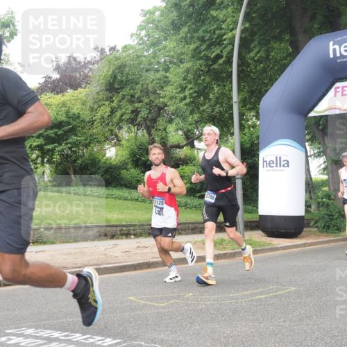29.06.2025 - hella hamburg halbmarathon KatJ http://msf.ph/oto/8376786 29.06.2025 10:24:38 Zwischen KM18-KM19 6704 meine-sportfotos.de