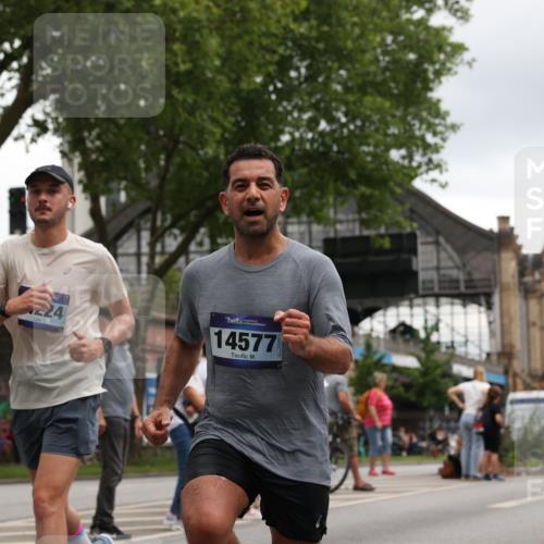 29.06.2025 - hella hamburg halbmarathon Yannick Fuchs http://msf.ph/oto/8377079 29.06.2025 10:54:25 20KM 1681, 2091, 2167, 2363, 2730, 4013, 6033, 6309, 7065, 8003, 8191, 8421, 8422, 8509, 8923, 9006, 9434, 10576, 11041, 11366, 11753, 11937, 12491, 13488, 13589, 14224, 14429, 14577, 15344, 15901, 16439, 17491, 17825, 17899, 18029, 18063, 18254, 18701, 19159, 19246 meine-sportfotos.de