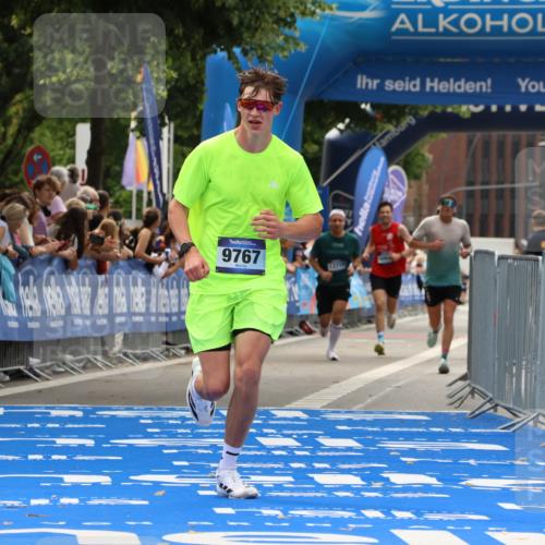 29.06.2025 - hella hamburg halbmarathon Strokosch-Dieckow http://msf.ph/oto/8377148 29.06.2025 10:25:55 Ziel 9767, 10468, 17258, 18692 meine-sportfotos.de