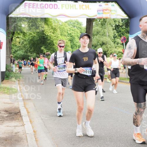 29.06.2025 - hella hamburg halbmarathon MichiJ http://msf.ph/oto/8377204 29.06.2025 10:45:36 Zwischen KM18-KM19 1642, 2027, 4796, 5675, 6636, 7138, 8929, 9230, 12144, 15263, 16922, 17810, 18730, 19002, 19003, 19015 meine-sportfotos.de