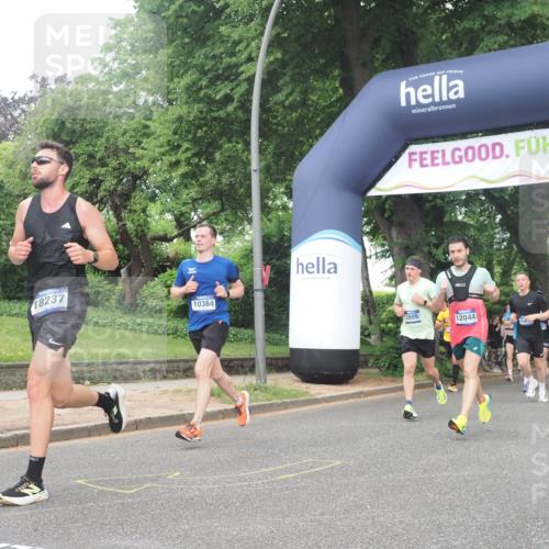 29.06.2025 - hella hamburg halbmarathon KatJ http://msf.ph/oto/8377396 29.06.2025 10:24:42 Zwischen KM18-KM19 3809, 6704 meine-sportfotos.de