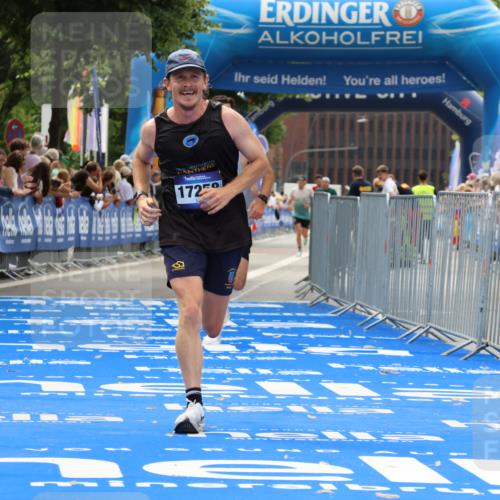 29.06.2025 - hella hamburg halbmarathon Strokosch-Dieckow http://msf.ph/oto/8377398 29.06.2025 10:25:50 Ziel 9767, 10468, 11228, 17258, 18692 meine-sportfotos.de