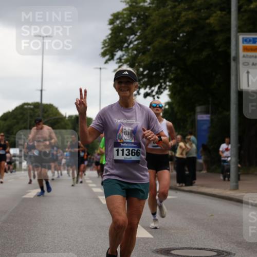 29.06.2025 - hella hamburg halbmarathon Yannick Fuchs http://msf.ph/oto/8377596 29.06.2025 10:54:30 20KM 1653, 1681, 2091, 2363, 4013, 6033, 6309, 6487, 6754, 7065, 7636, 8003, 8191, 8421, 8422, 8509, 8923, 9434, 10534, 10576, 11041, 11366, 11753, 11937, 12491, 13488, 13589, 14224, 14429, 14577, 15344, 17491, 17825, 17899, 18029, 18063, 18254, 18701, 19159, 19246 meine-sportfotos.de