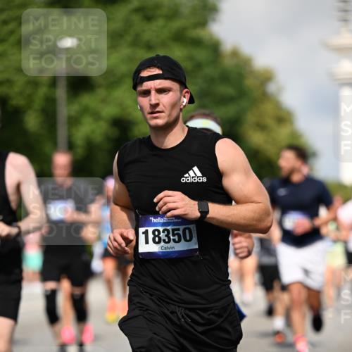 29.06.2025 - hella hamburg halbmarathon Dr. Thomas Lammeyer http://msf.ph/oto/8377721 29.06.2025 09:58:42 Kennedybrücke 1549, 1817, 2274, 2592, 2596, 2816, 2955, 3208, 3209, 3258, 4832, 5399, 5705, 6389, 6723, 6923, 6978, 6991, 7274, 7335, 7508, 7908, 8117, 8437, 8657, 8981, 9031, 9038, 9093, 9159, 9476, 9661, 9710, 9720, 9924, 9931, 10122, 11125 meine-sportfotos.de
