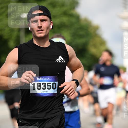 29.06.2025 - hella hamburg halbmarathon Dr. Thomas Lammeyer http://msf.ph/oto/8377815 29.06.2025 09:58:42 Kennedybrücke 1549, 1817, 2274, 2592, 2596, 2816, 2955, 3208, 3209, 3258, 4832, 5399, 5705, 6389, 6723, 6923, 6978, 6991, 7274, 7335, 7508, 7908, 8117, 8437, 8657, 8981, 9031, 9038, 9093, 9159, 9476, 9661, 9710, 9720, 9924, 9931, 10122, 11125 meine-sportfotos.de