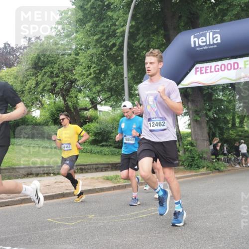 29.06.2025 - hella hamburg halbmarathon KatJ http://msf.ph/oto/8377900 29.06.2025 10:24:45 Zwischen KM18-KM19 3809 meine-sportfotos.de