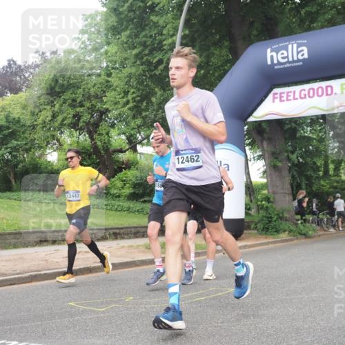 29.06.2025 - hella hamburg halbmarathon KatJ http://msf.ph/oto/8377928 29.06.2025 10:24:45 Zwischen KM18-KM19 3809 meine-sportfotos.de