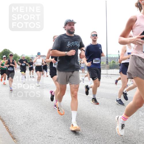 29.06.2025 - hella hamburg halbmarathon Lena Gebhardt http://msf.ph/oto/8378082 29.06.2025 10:40:04 Lombardsbrücke 5654, 5229, 8, 8865, 1899, 8107, 1018, 1037, 1058, 1076, 1291, 1586, 1691, 1899, 2019, 2109, 2254, 2313, 2515, 2572, 2866, 2888, 2976, 3046, 3237, 3295, 3515, 3607, 3808, 3882, 3883, 3884, 4173, 4271, 4298, 4471, 4752, 4756, 5045, 5113, 5229, 5263, 5351, 5352, 5654, 5701, 5877, 5901, 6097, 6427, 6428, 6463, 6548, 6673, 6698, 6739, 6750, 6866, 6876, 6890, 6920, 7045, 7053, 7108, 7125, 7174, 7199, 7429, 7455, 7456, 7675, 7850, 8107, 8612, 9747, 10441 meine-sportfotos.de