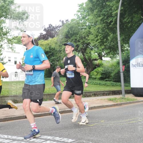 29.06.2025 - hella hamburg halbmarathon KatJ http://msf.ph/oto/8378139 29.06.2025 10:24:46 Zwischen KM18-KM19 3809 meine-sportfotos.de