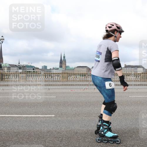 29.06.2025 - hella hamburg halbmarathon Lena Gebhardt http://msf.ph/oto/8378345 29.06.2025 09:14:11 Lombardsbrücke 006, 6 meine-sportfotos.de