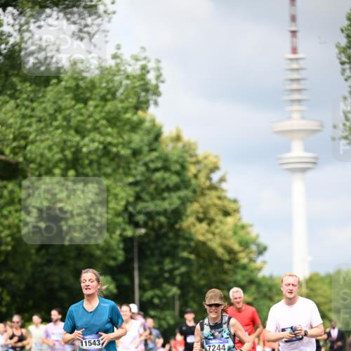 29.06.2025 - hella hamburg halbmarathon Dr. Thomas Lammeyer http://msf.ph/oto/8378432 29.06.2025 10:42:31 Kennedybrücke 1394, 1578, 1596, 1791, 1901, 2124, 3010, 3246, 3338, 3633, 3635, 3636, 3716, 4414, 4921, 5713, 5790, 5875, 6695, 6696, 6930, 7118, 7119, 7148, 7244, 7371, 7552, 8539, 8615, 8696, 9391, 9424, 9500, 9699, 10146, 10584, 11152, 11164 meine-sportfotos.de