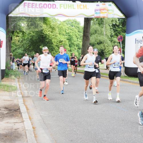 29.06.2025 - hella hamburg halbmarathon MichiJ http://msf.ph/oto/8378534 29.06.2025 10:45:57 Zwischen KM18-KM19 1285, 2006, 2957, 9156, 9353, 10539, 10915, 11757, 12509, 12809, 14375, 14429, 14628, 15914, 17825, 18153 meine-sportfotos.de